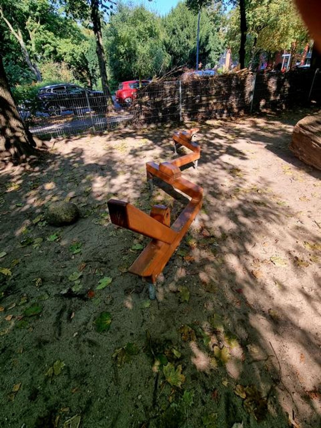 AWO Kita Hasselbrookstraße im Stadtteil Hamm und Eilbek Außengelände mit Balanciermöglichkeit.