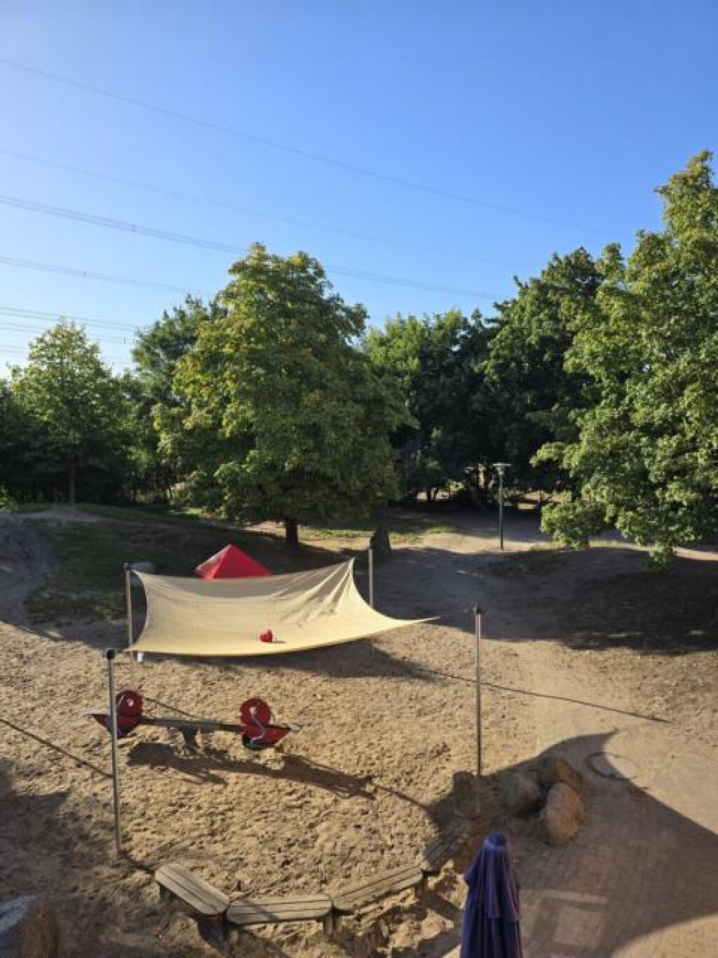 Kita Von-Halem-Straße der AWO Außenbereich mit Wippe.